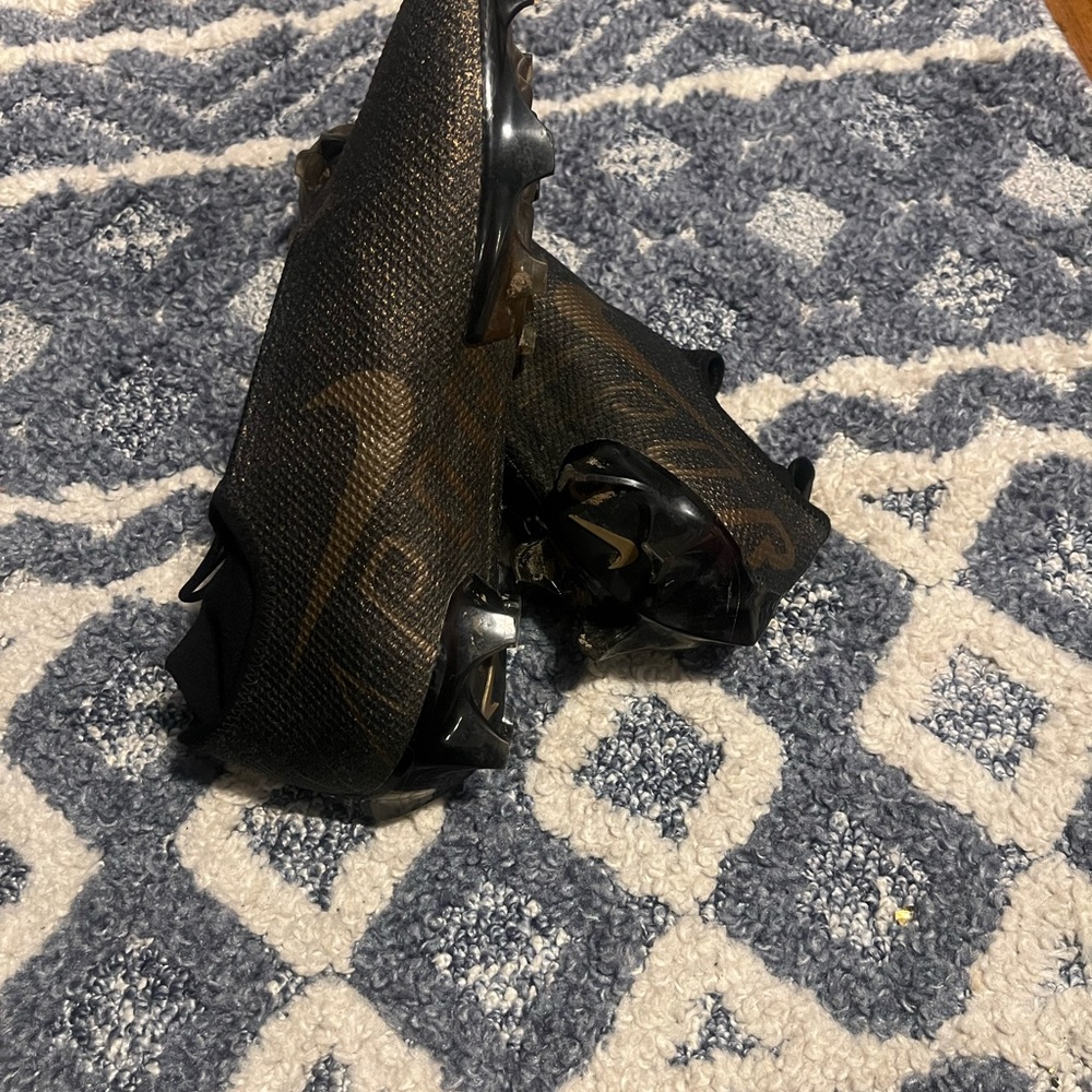 Black and Gold Vapor 360 Edge cleats